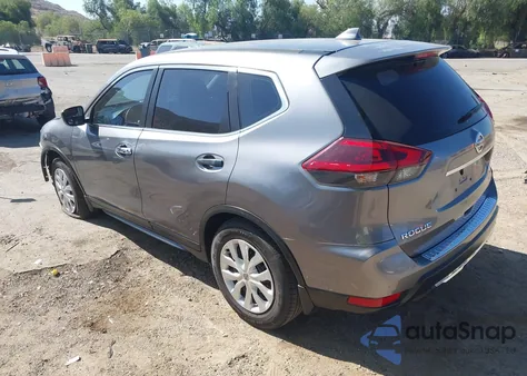 2018 Nissan Rogue S z USA, uszkodzony, nr VIN KNMAT2MT5JP555305